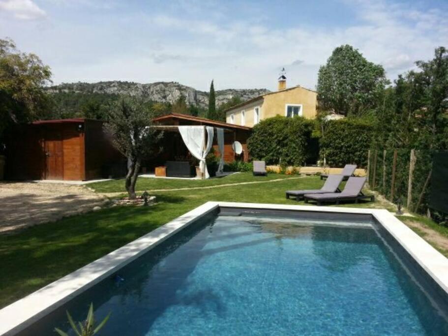 Le Cabanon Tendance Du Luberon Mérindol 外观 照片